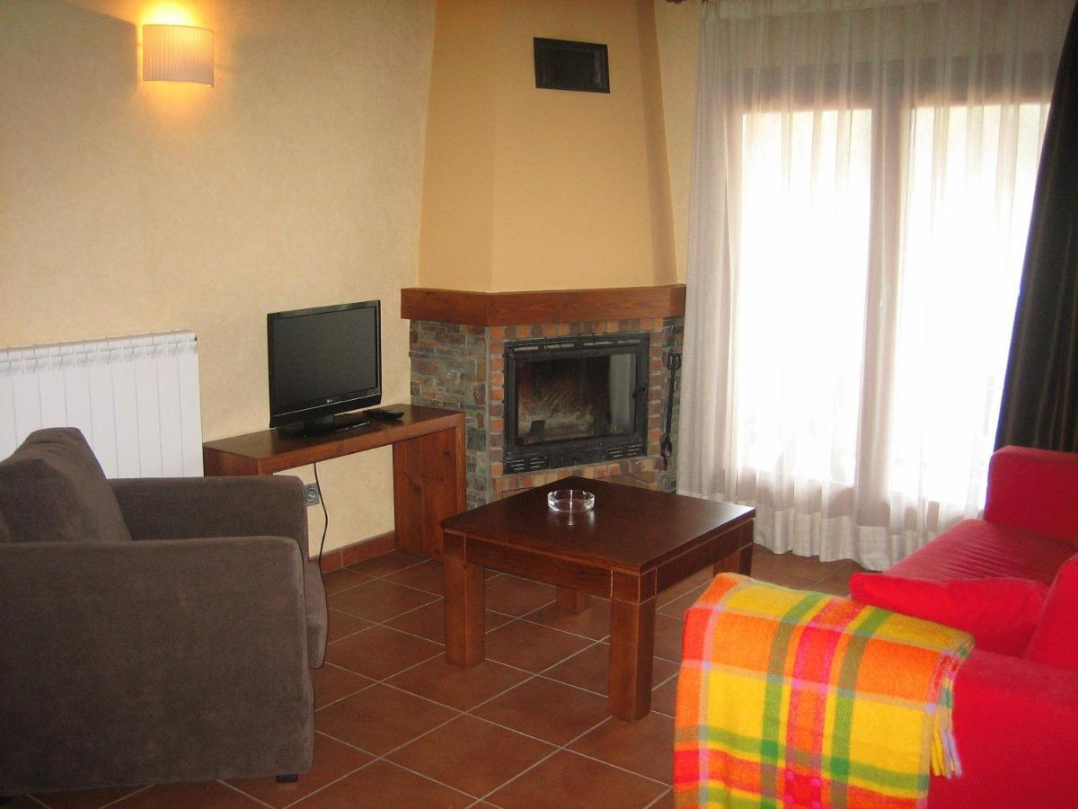 Aparthotel Bellver Bellver De Cerdanya Kamer foto